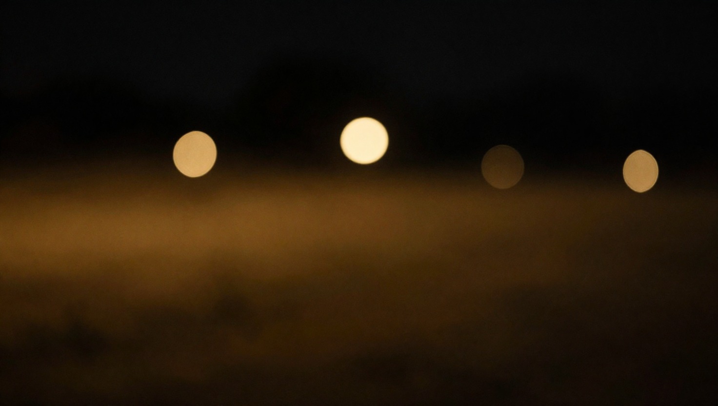 Very shallow shot into darkness